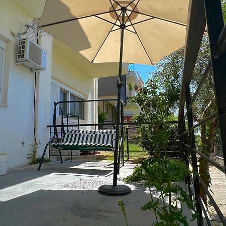 Kalamitsa Apartment By The Beach Kavála ภายนอก รูปภาพ