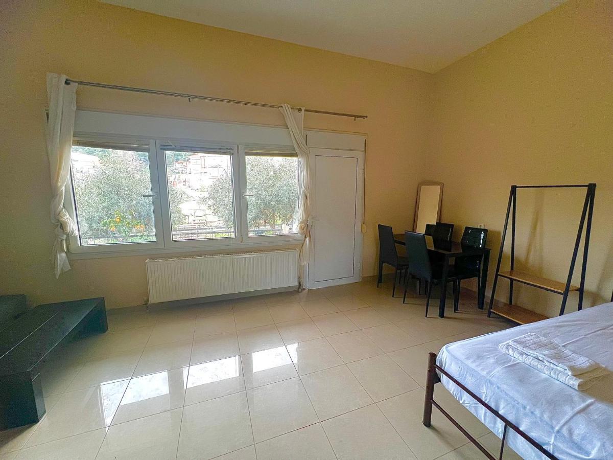 Kalamitsa Apartment By The Beach Kavála ภายนอก รูปภาพ