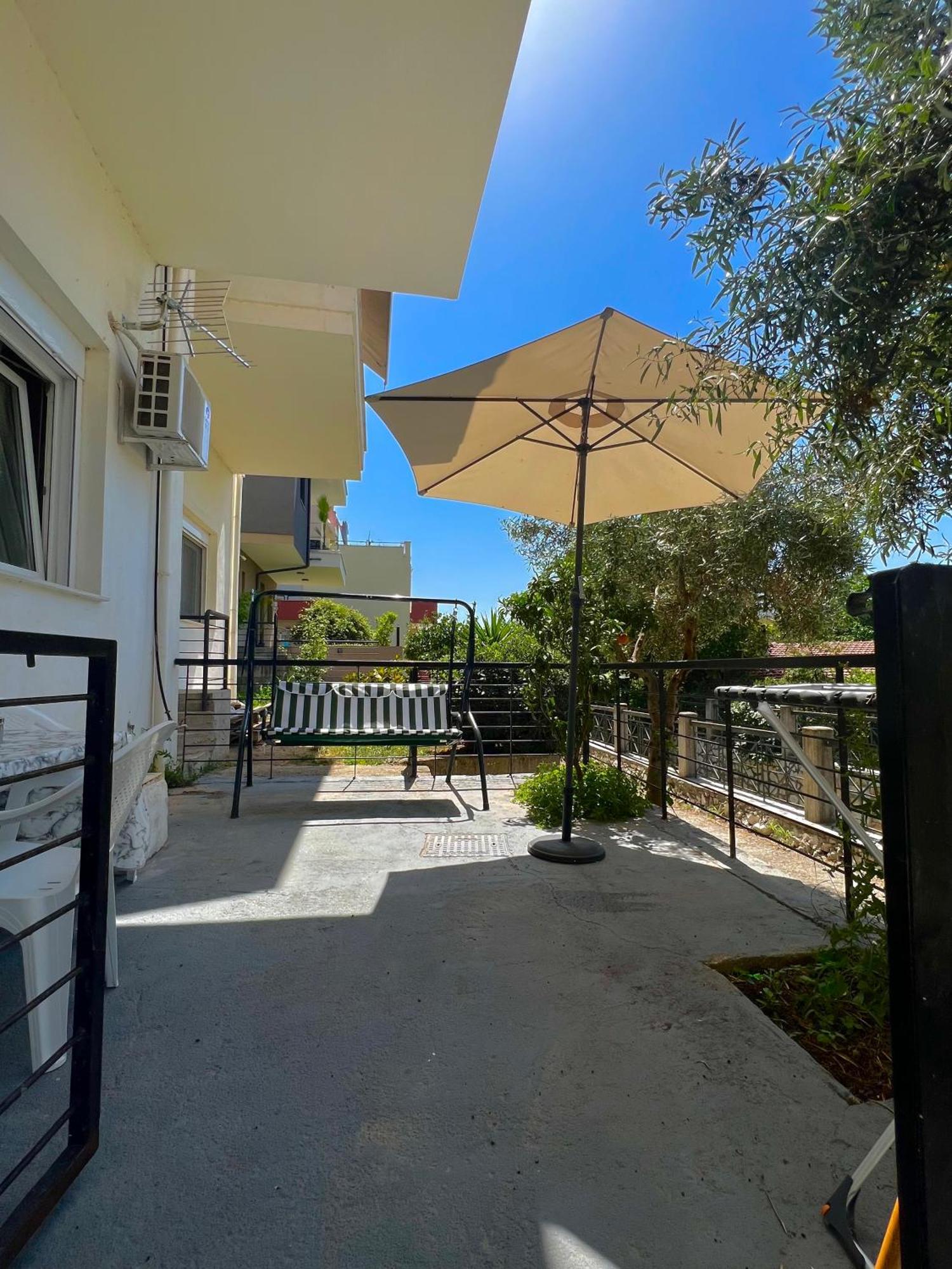 Kalamitsa Apartment By The Beach Kavála ภายนอก รูปภาพ